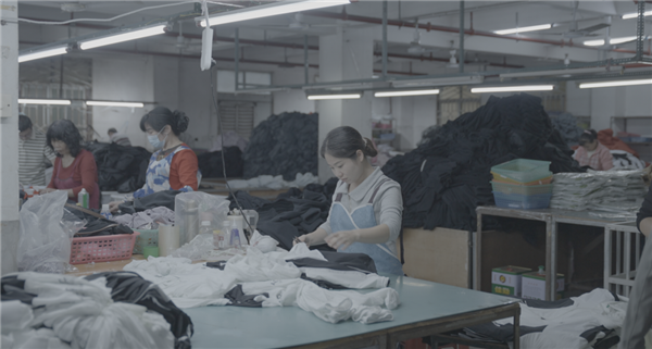 被人遺忘的沖鋒衣老廠們 正在拼多多上悄悄賣爆