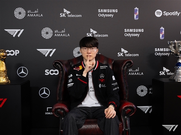 AI挑戰世界強LOL戰隊:T1答應與馬斯克Grok 5對戰!