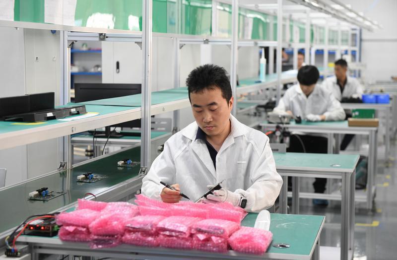 西安智德汽車電子控制系統有限公司生產車間