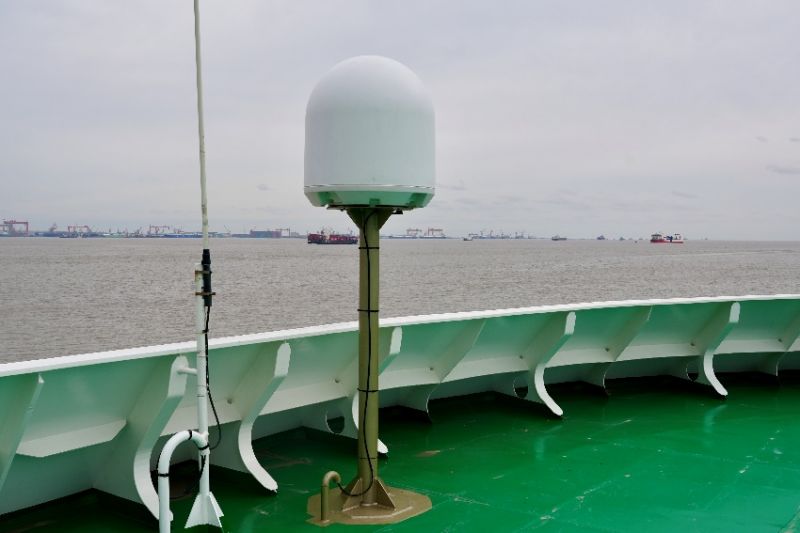 &ldquo;蘑菇頭&rdquo;圓圓的外罩內安裝了高增益CPE天線