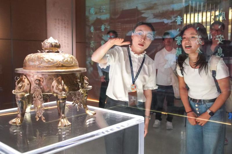 參觀者超10萬(wàn)人次!西部機(jī)場(chǎng)博物館“上新”