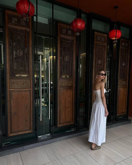 超模氣質(zhì)舔屏警告！快來(lái)看《生化危機(jī)9》女主臉模美照